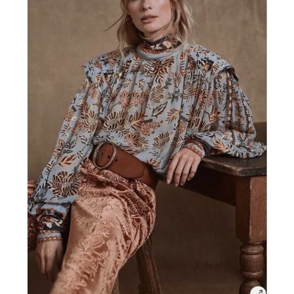 NWT Beyond Yoga Velvet Paisley Wide Leg Flare Pants Size Medium - Picture 4 of 9